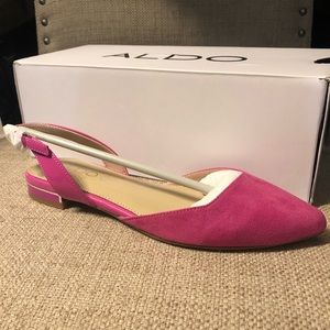 Women’s size 6 pink Aldo flats
